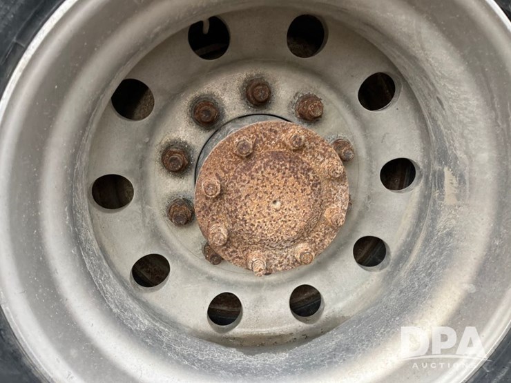 2005-kenworth-t800-image-16