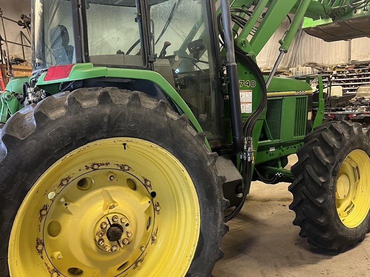 john-deere-7200-image-3