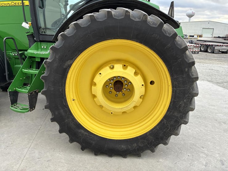 john-deere-8335r-image-64