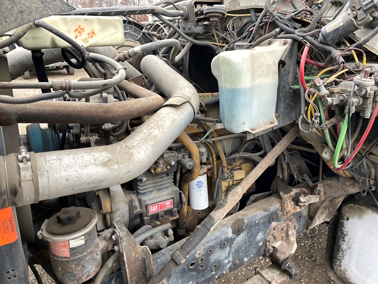 ford-lt9000-image-43