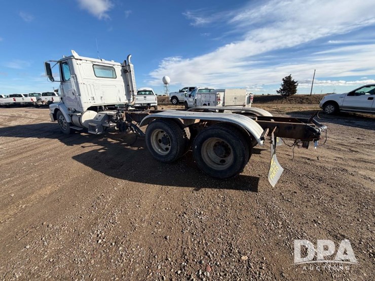 1997-volvo-f16-image-14