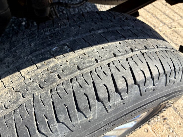 2010-ford-f150-xlt-image-30