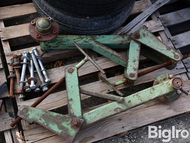 tiger-paw-p205/75r15-tires-on-4-bolt-rims-image-9