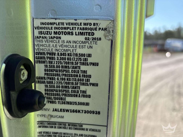 2019-isuzu-nrr-image-5