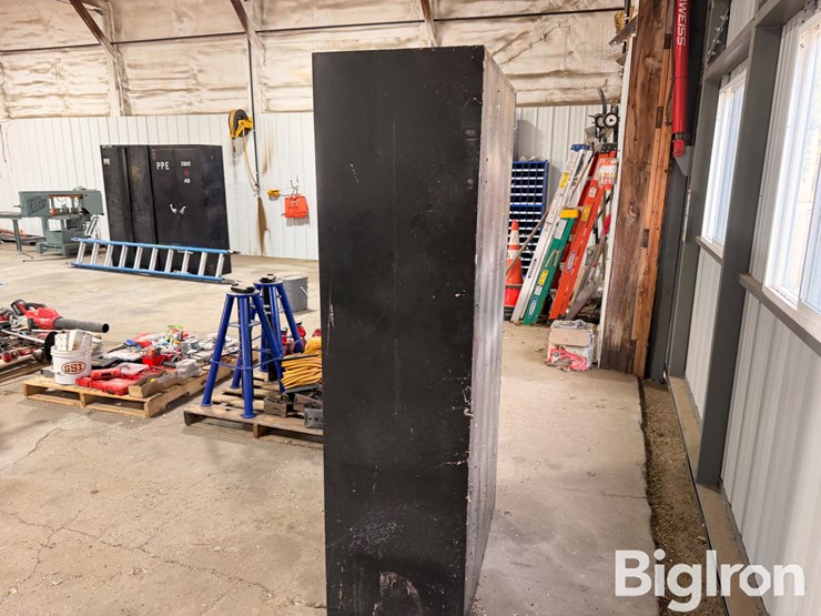 storage-cabinet-image-4