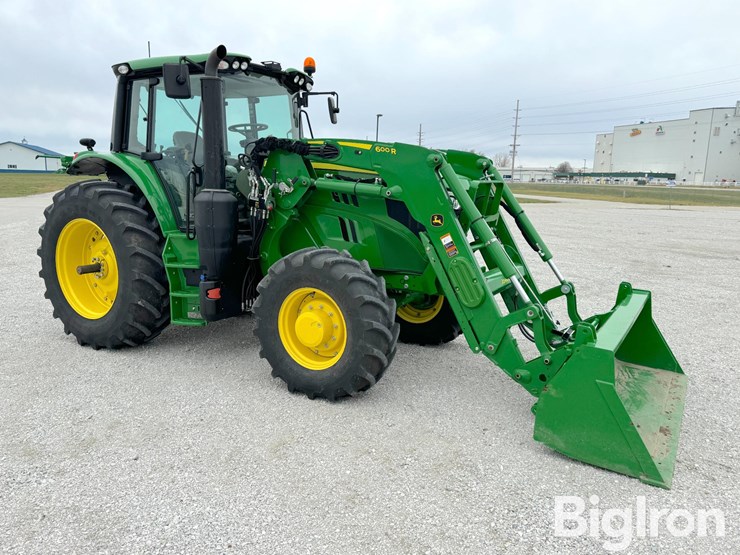 2023-john-deere-6145m-image-3
