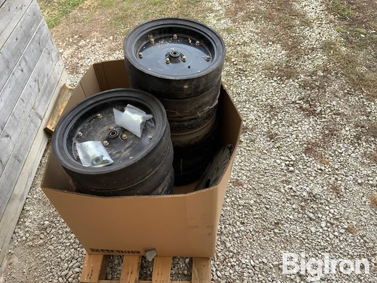 pallet-of-farm-support-image-4