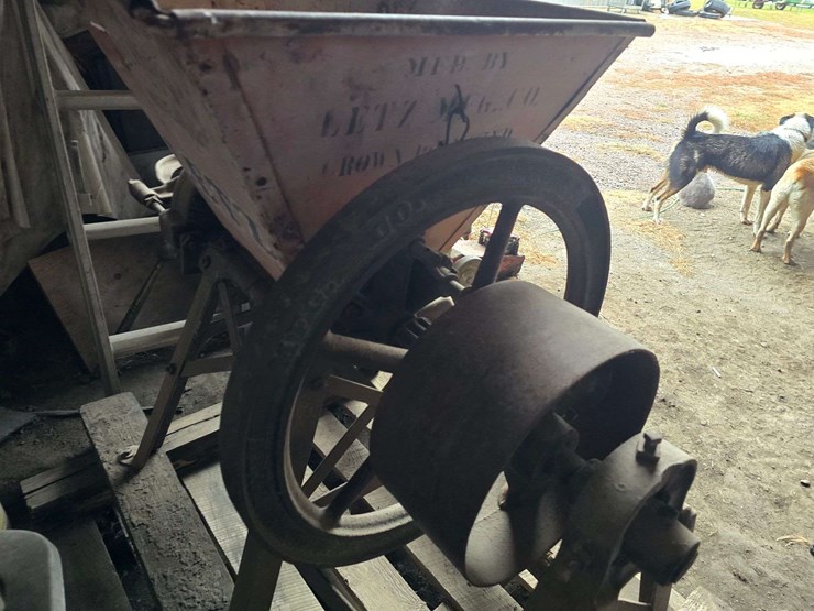 letz-made-for-deere-and-webber-co.-minneapolis-feed-mill,-turns-and-all-levers-work-image-10