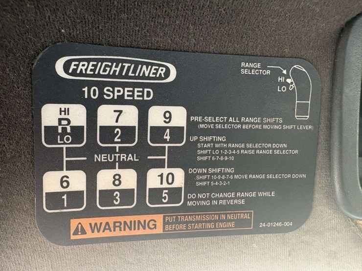 2004-freightliner-m2-business-class-semi-tractor,-day-cab,-mercedes-460,-10-speed,-jake-brake,-lopro-image-31