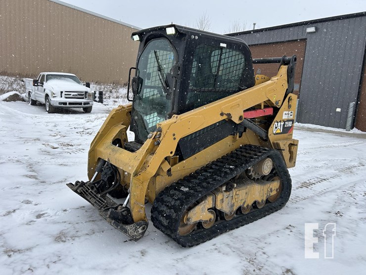 2016-caterpillar-259d-image-7