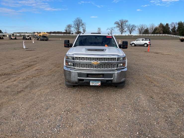 #1123-•-2019-chevrolet-silverado-pickup-truck(has-mn-title)-image-8