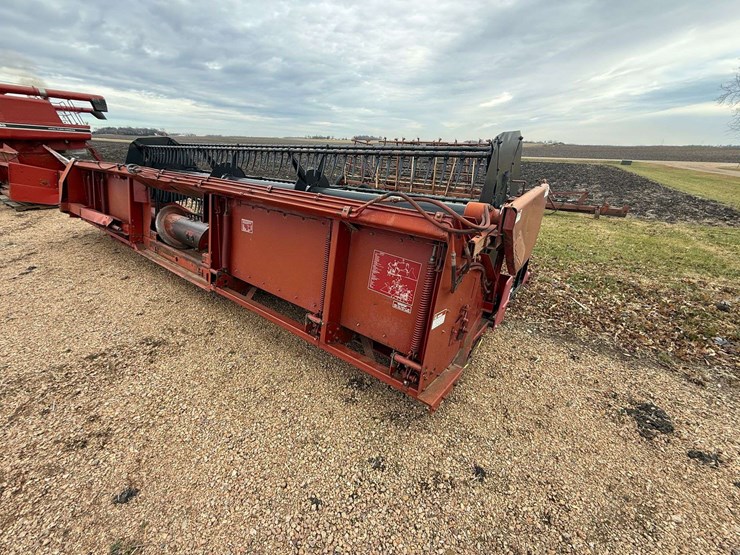 international-820-image-7