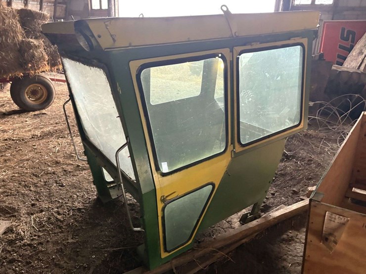 john-deere-3010-image-6