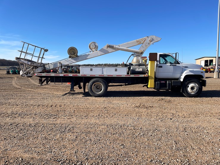 #1141-•-1995-gmc-topkick-bucket-truck-(has-mn-title)-image-6