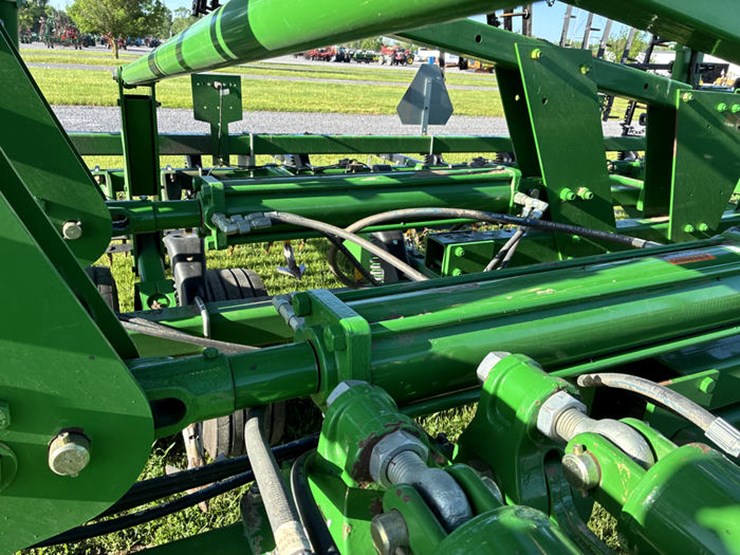 john-deere-2210-image-71