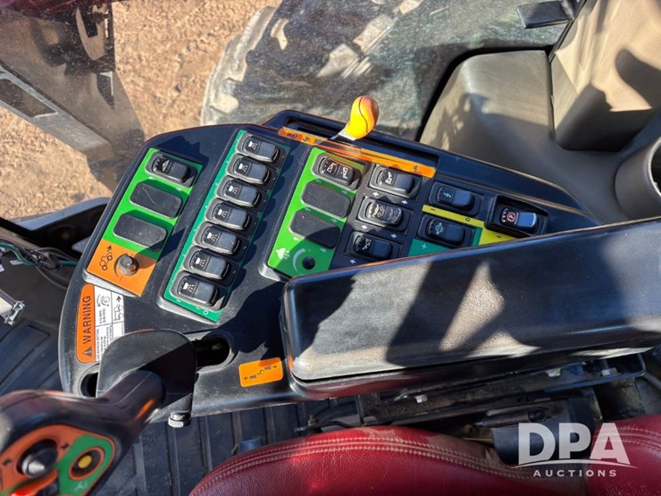 case-ih-patriot-4440-image-129