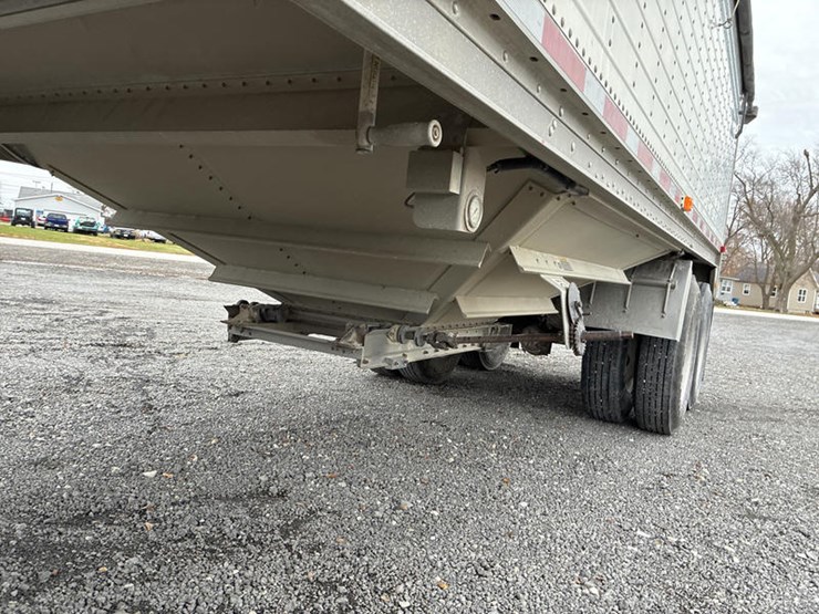 wilson-hopper-bottom-image-28