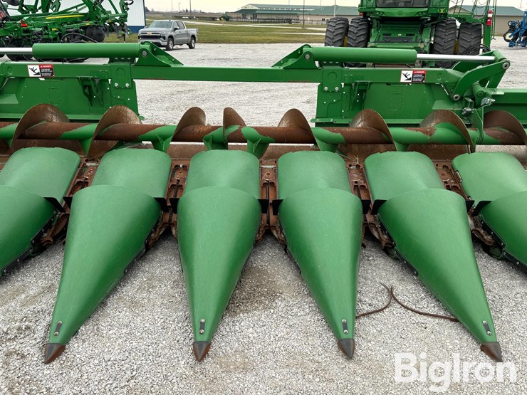 john-deere-c12f-image-8