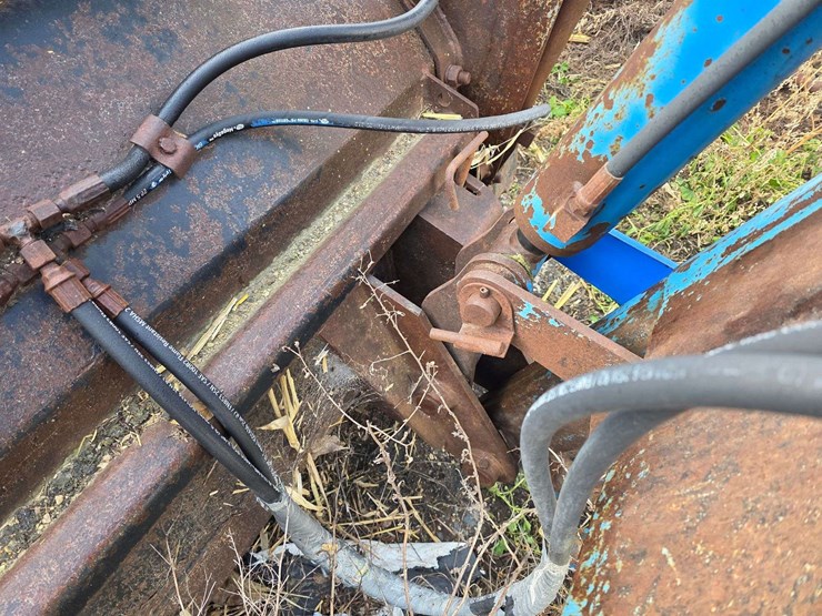 new-holland-72la-image-20