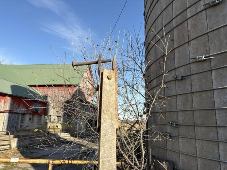 wagon-tongue-image-3