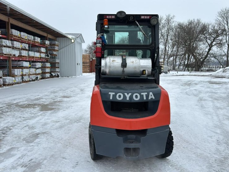 toyota-7fgu32-image-4