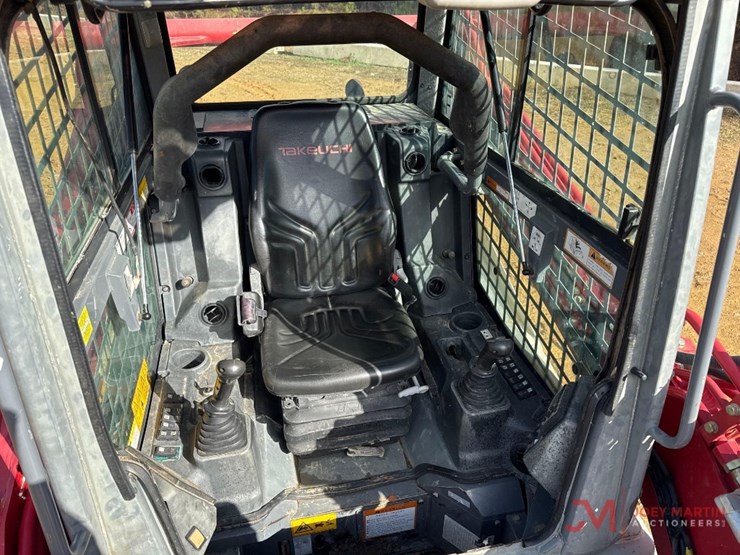 takeuchi-tl10v2-image-12