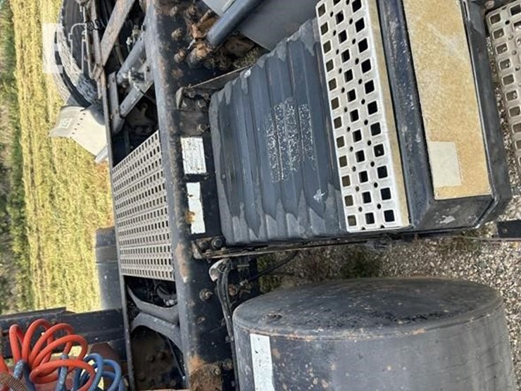 white/gmc-wg64t-image-12