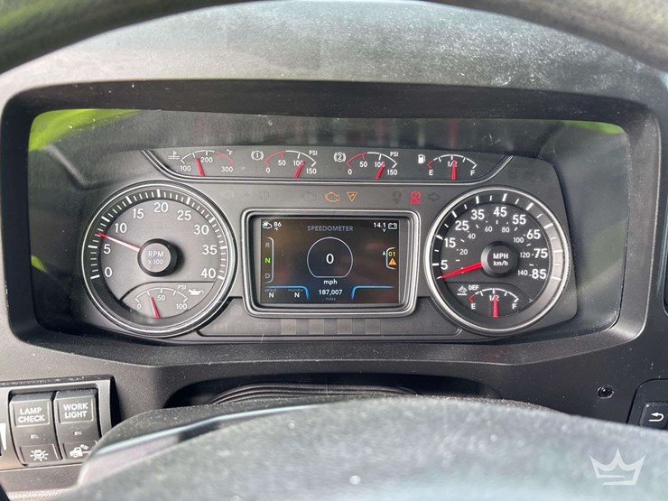 2021-international-mv607-image-33