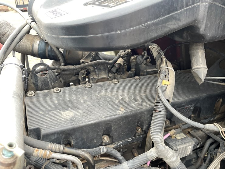 #1130-•-2005-international-5500i-6x4-dump-truck-(has-mn-title)-image-11