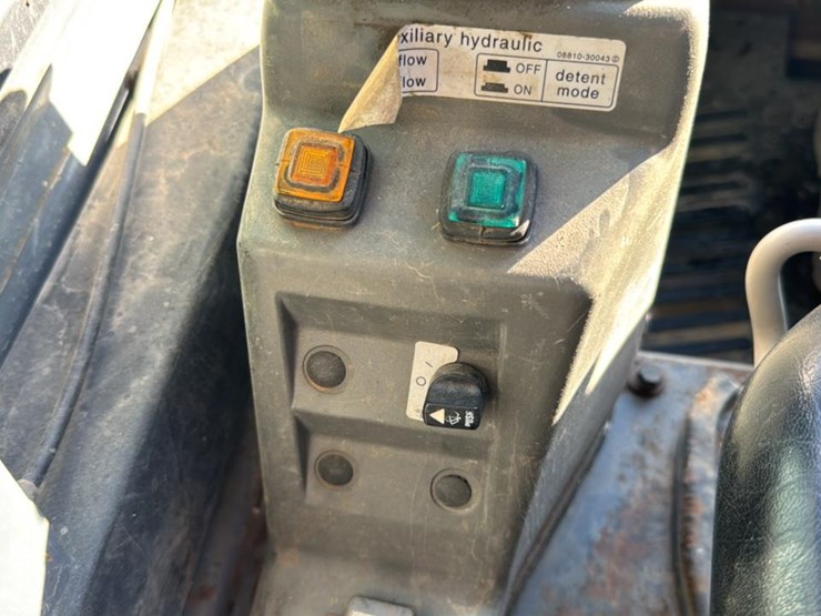 takeuchi-tl12-image-38