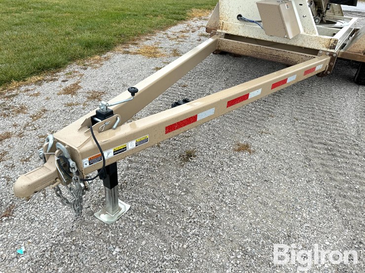 2022-unverferth-2755xl-seed-tender-image-9