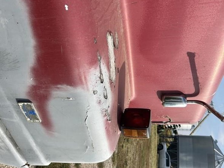 white/gmc-wg64t-image-42