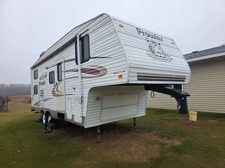 2004-prowler-fleetwood-5th-wheel-rv,-model-255-bhs,-12’-slide-out,-newer-19’-awning,-1-queen-front-b-image-55