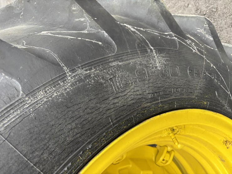 john-deere-2550-image-14