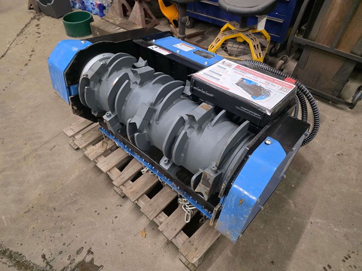 new-raytree-32”-excavator-drum-mulcher,-1-extra-cutting-tooth,-12-35-gpm-flow,-no-hydraulic-ends,-mo-image-1