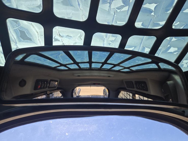 caterpillar-299d-image-25