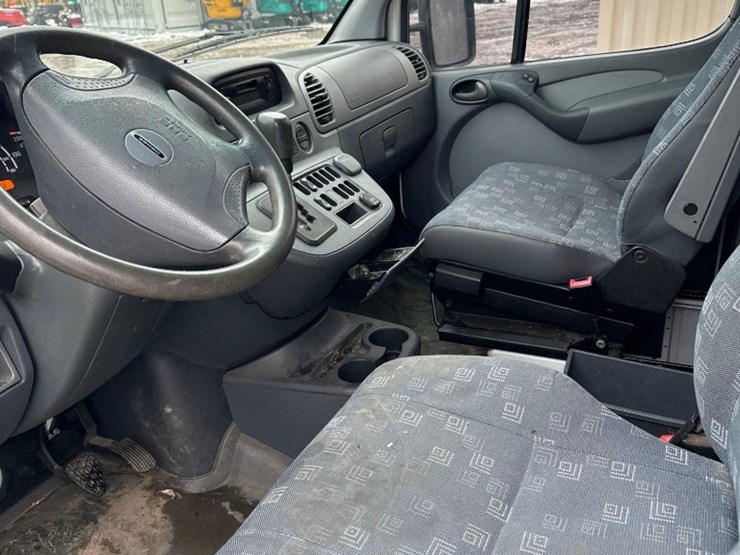 dodge-sprinter-2500-image-7