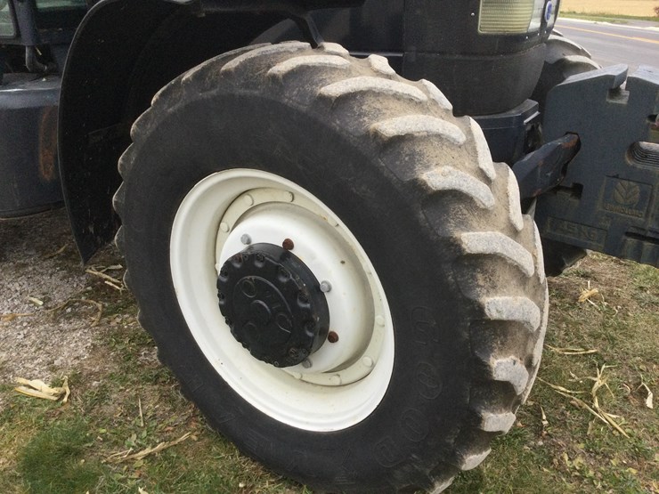 new-holland-190-image-18