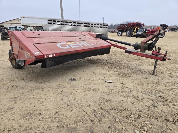 gehl-2360-image-1
