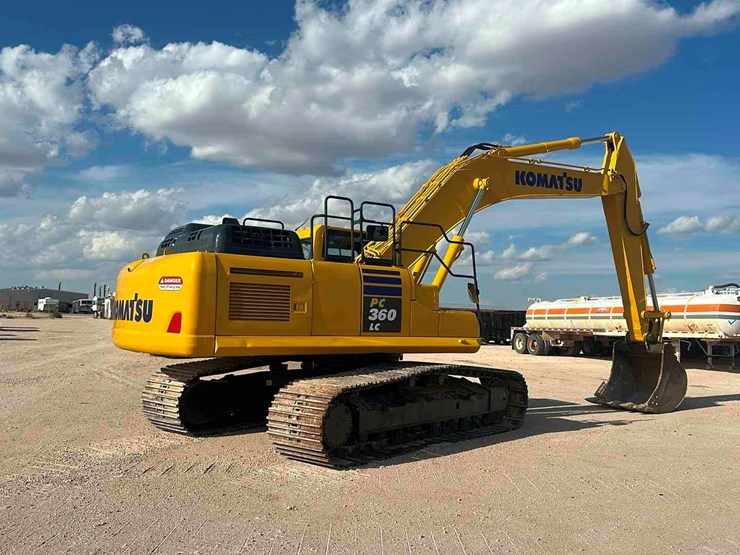 komatsu-pc360-lc-11-image-4