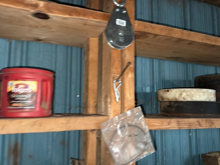 #136-•-bolt-bin-and-contents-of-room-image-25