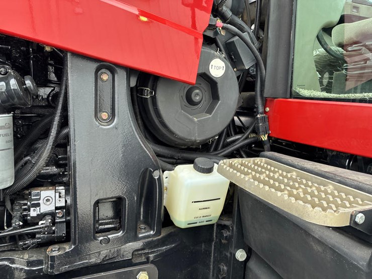 case-ih-magnum-190-image-69