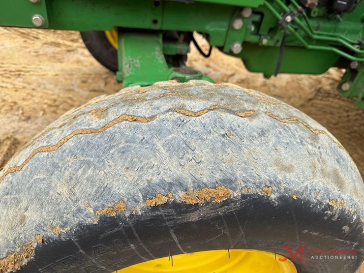 john-deere-5085m-image-5