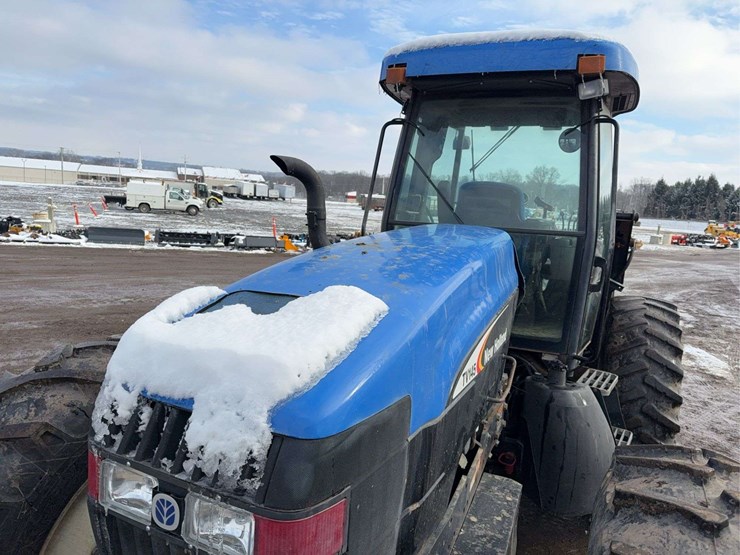 new-holland-tv145-image-36