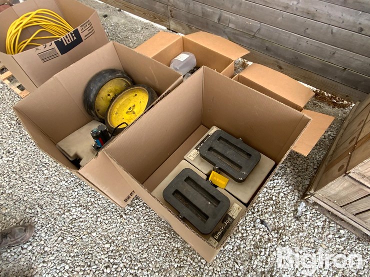 john-deere-7200-image-1