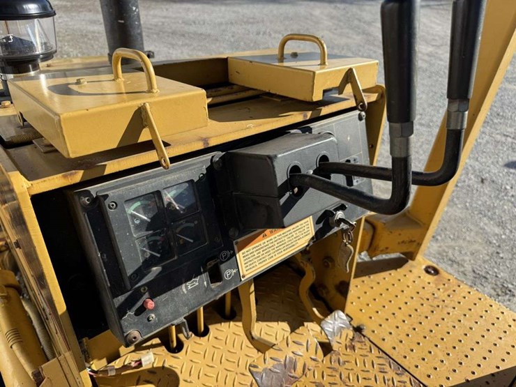 caterpillar-d3c-xl-image-20