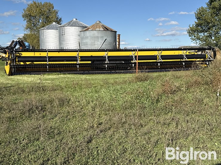 new-holland-88c-image-2