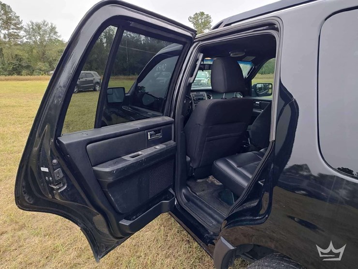 2016-ford-expedition-image-29