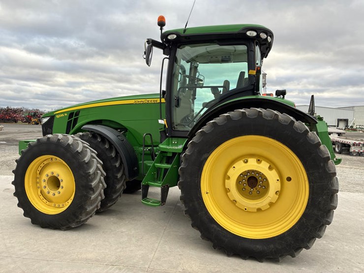 john-deere-8335r-image-9