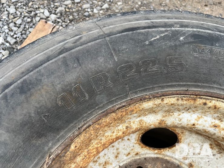 tires-(jn3468)-image-4